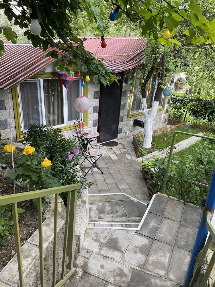 undefined Mimihouse 2