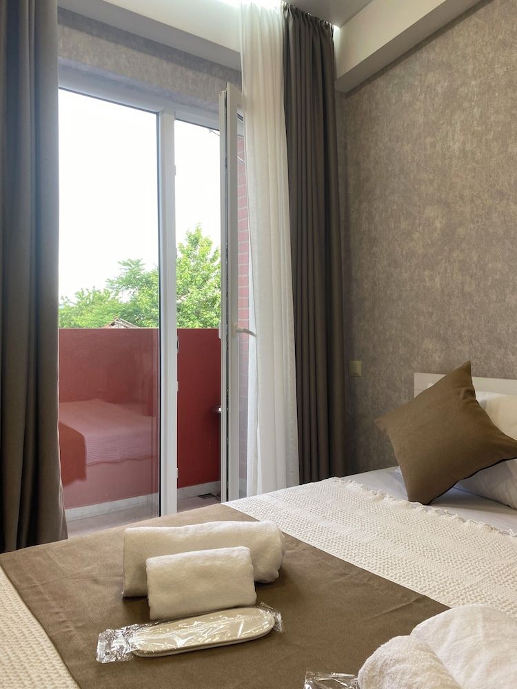 Mimino T&G Basic Double Room 22