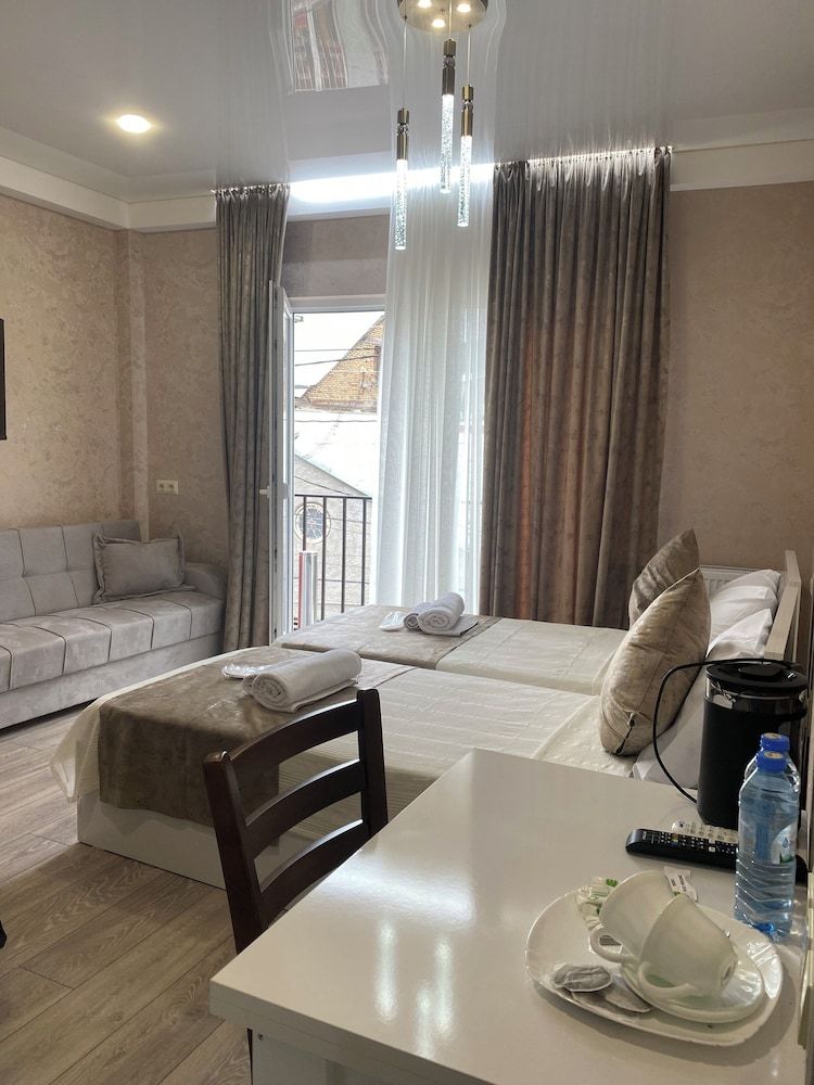 Mimino T&G Basic Double Room 17