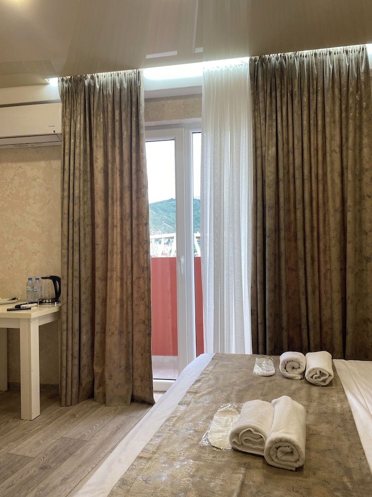 Mimino T&G Basic Double Room 96