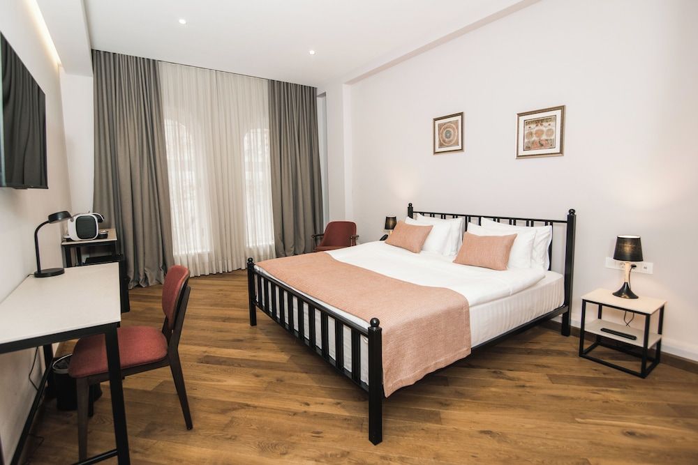 undefined Makmani Hotel 5