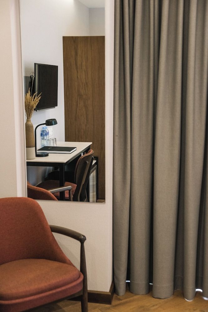 Makmani Hotel Standard Double Room 7