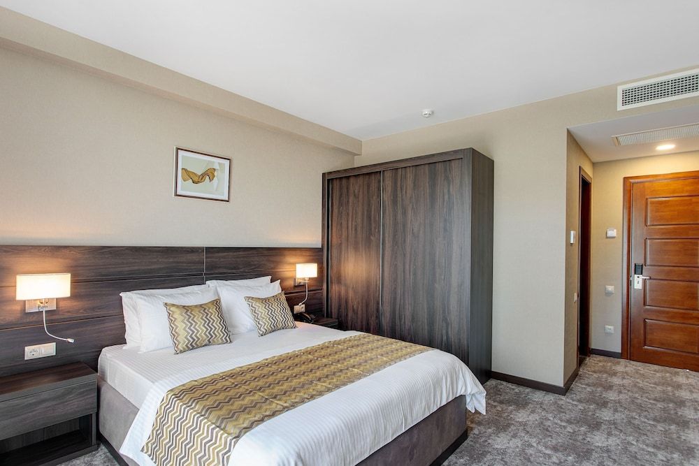 undefined Vinum Hotel 2