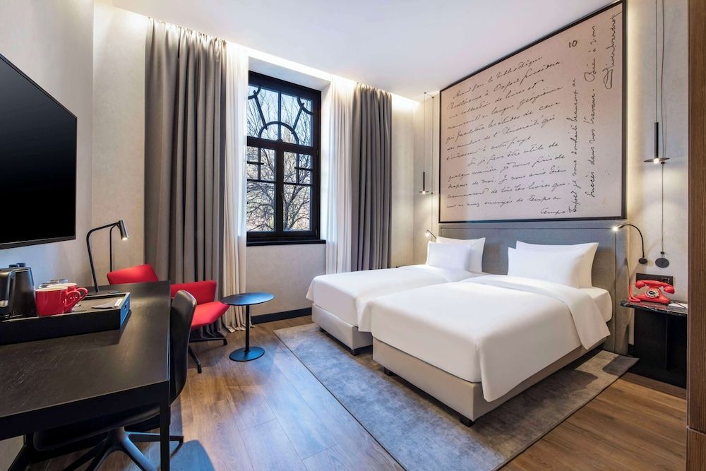 Radisson Red Tbilisi Standard Room 4