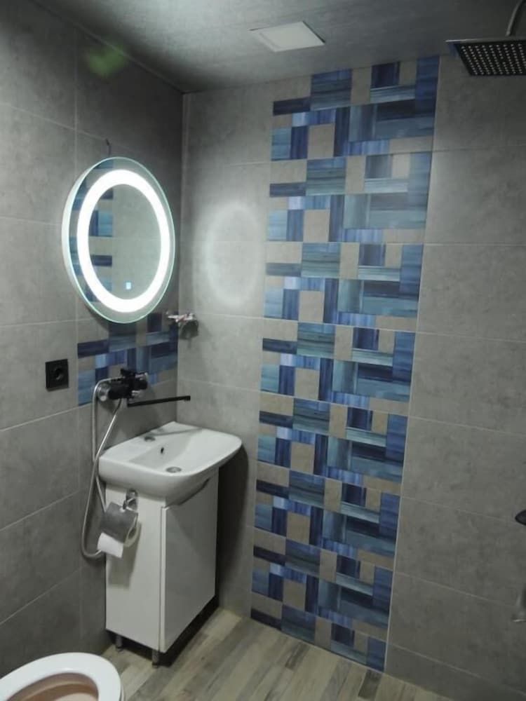 undefined SUNNY TIFLIS 10