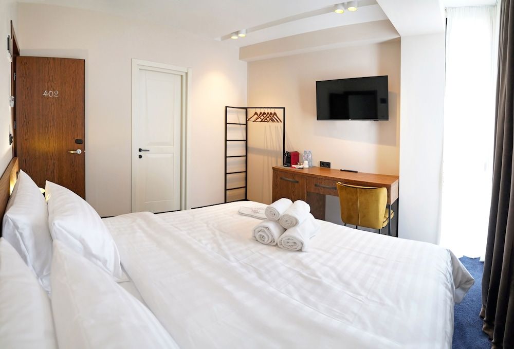 undefined Tiflisi Inn 4