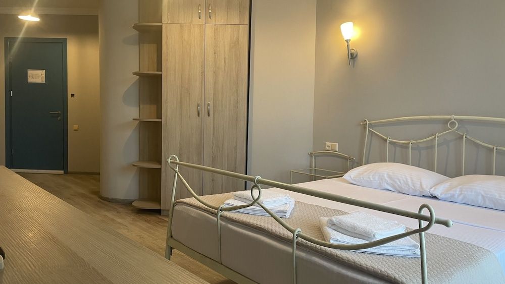 Hotel Argo Standard Double Room, Partial Sea View 4