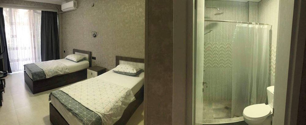 Comfort Twin Room, 2 Twin Beds, Balcony, Partial Sea View