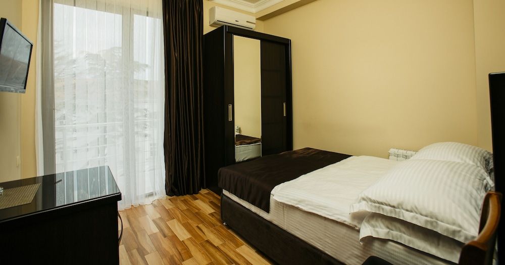 Economy Double Room, Balcony, City View