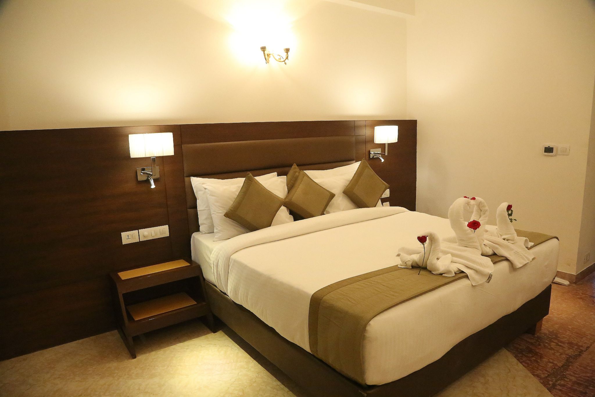 Royale Twin Room