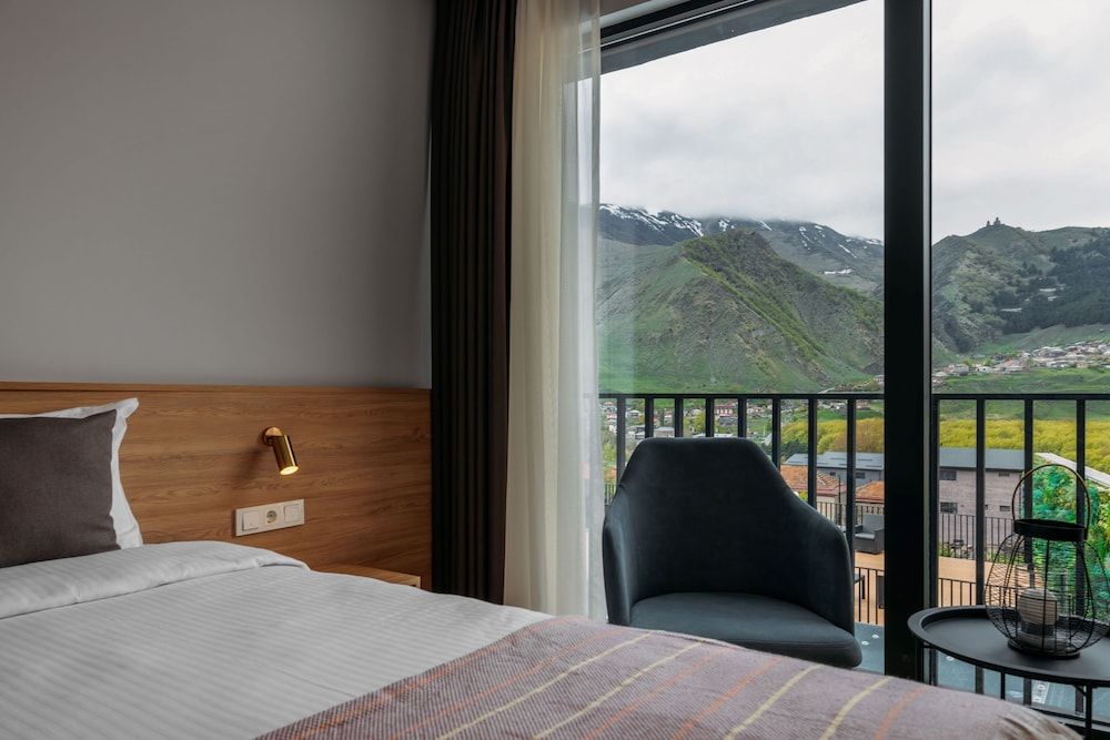 Hotel Memoir Kazbegi Twin Room 5