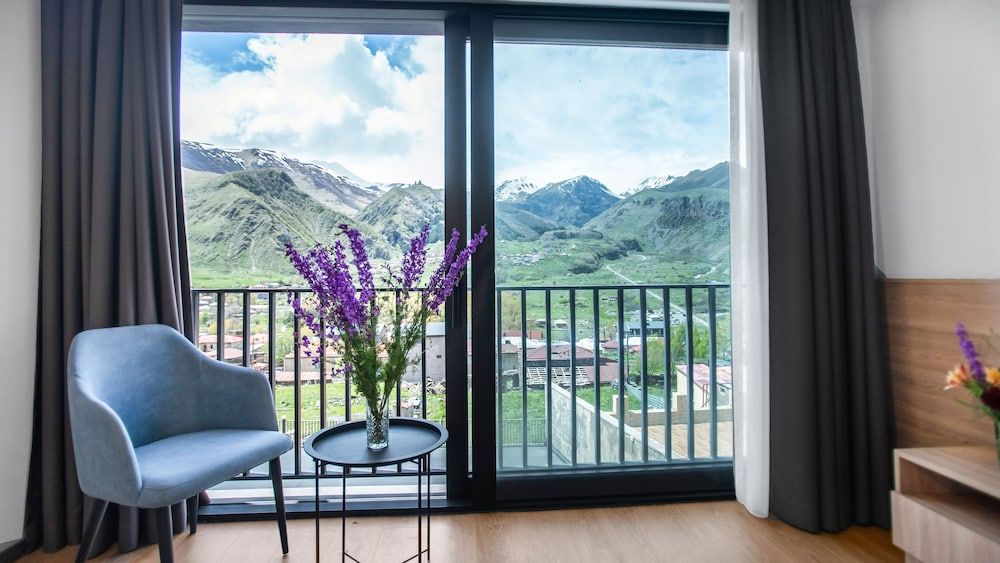 Hotel Memoir Kazbegi Superior Double Room 5