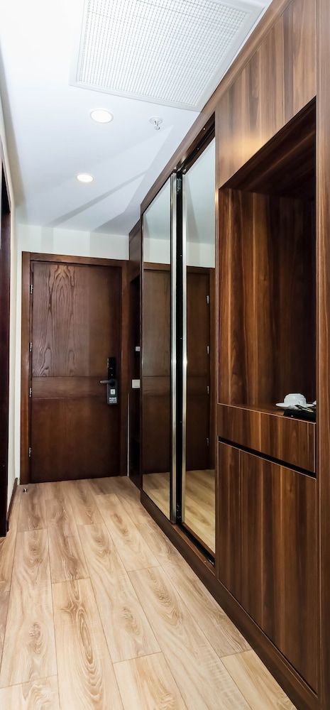 Kutaisi Inn Economy Twin Room 7