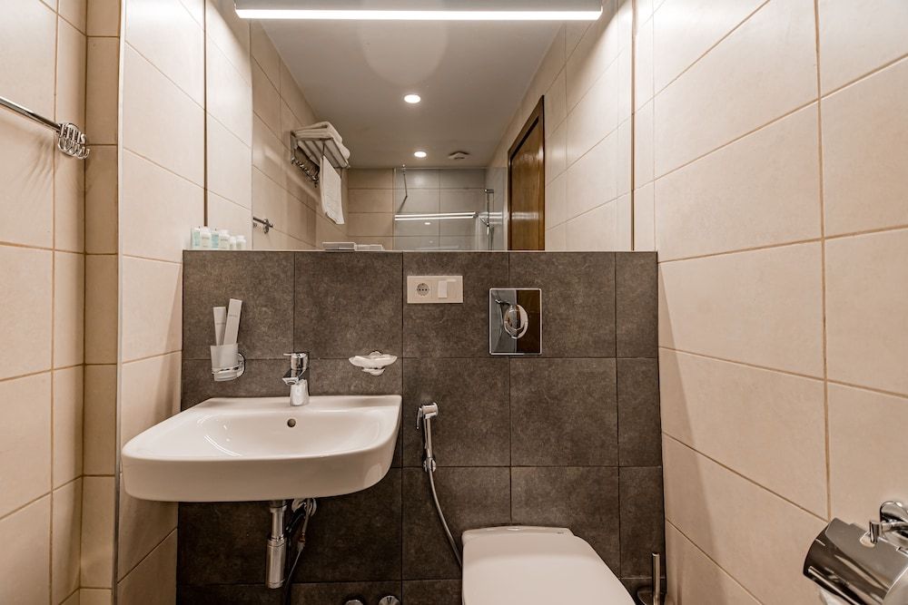 Kutaisi Inn Standard Double Room 7