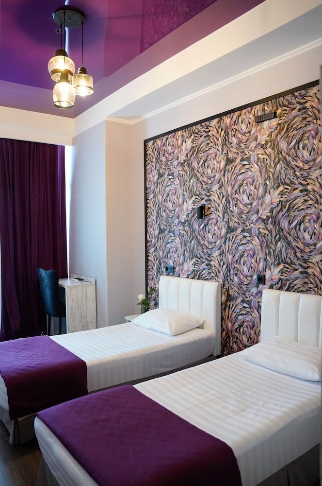 Hotel Panoramic Comfort Twin Room, City View