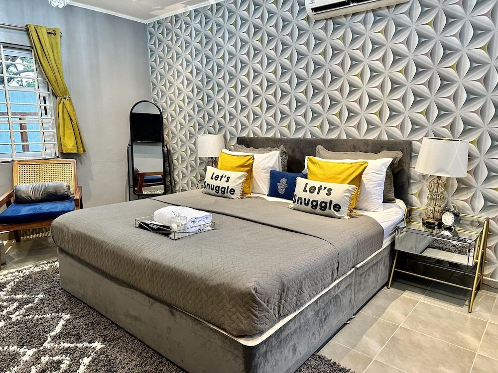 Luxurious Villa With Private Pool, Hot Tub and Bar House 9