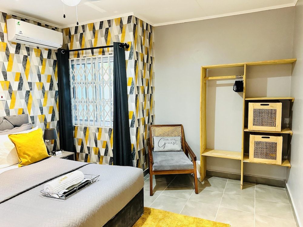 Luxurious Villa With Private Pool, Hot Tub and Bar House 10