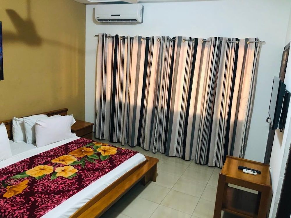 Executive Studio Suite, Terrace, Garden View