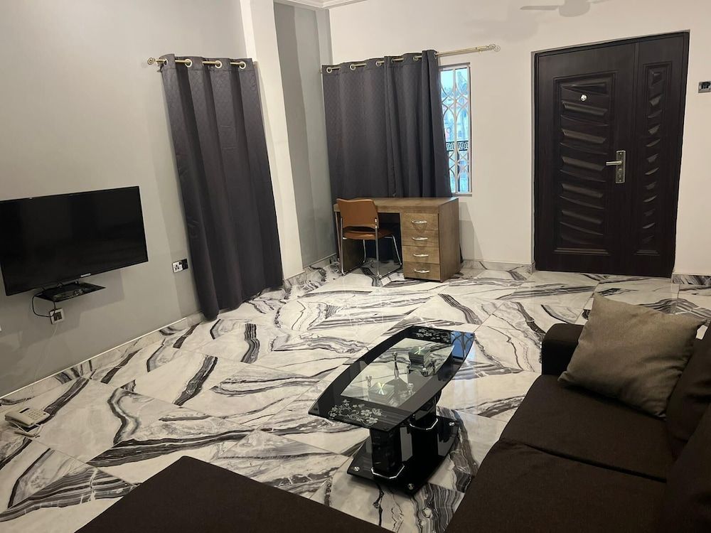 BAFFOUR APARTMENTS Apartment Queen Bed 3