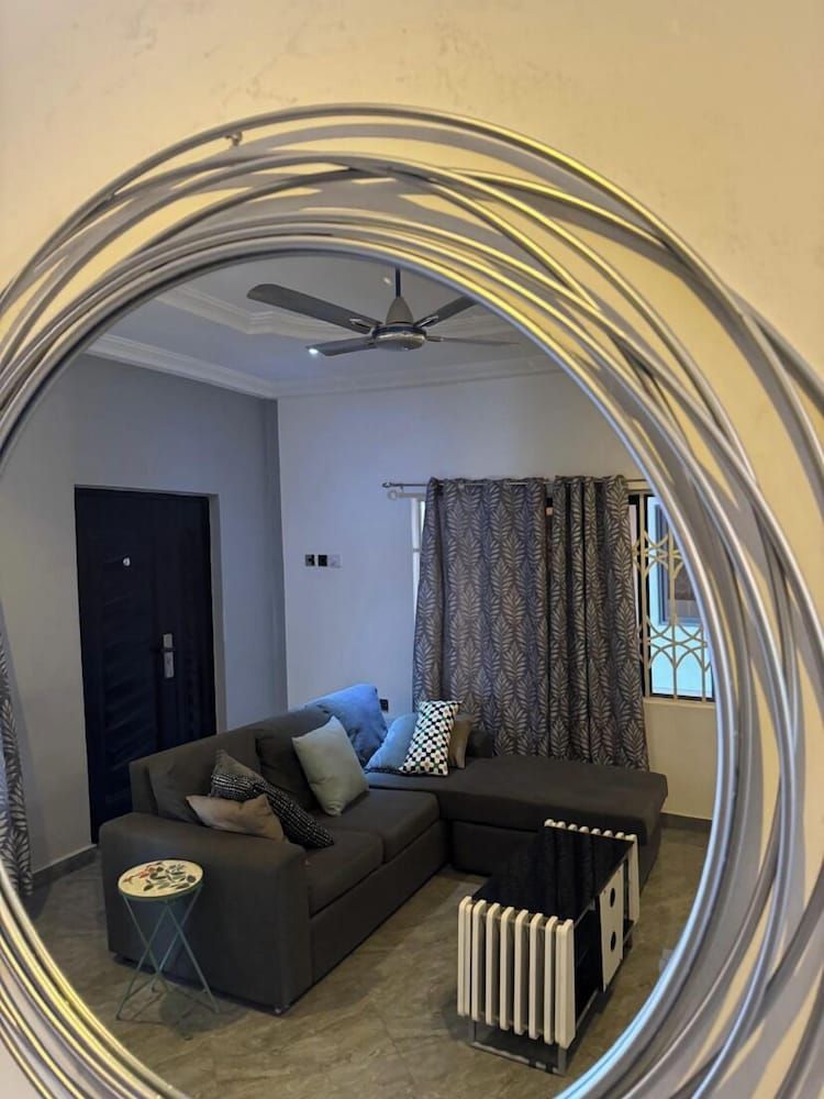 BAFFOUR APARTMENTS Apartment Queen Bed 21