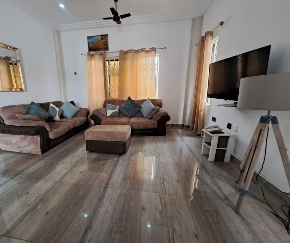 BAFFOUR APARTMENTS Apartment Queen Bed 27