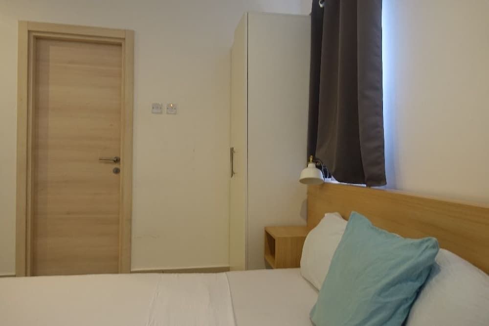 Ghana prime properties Apartment, 1 Bedroom, Non Smoking, City View 4