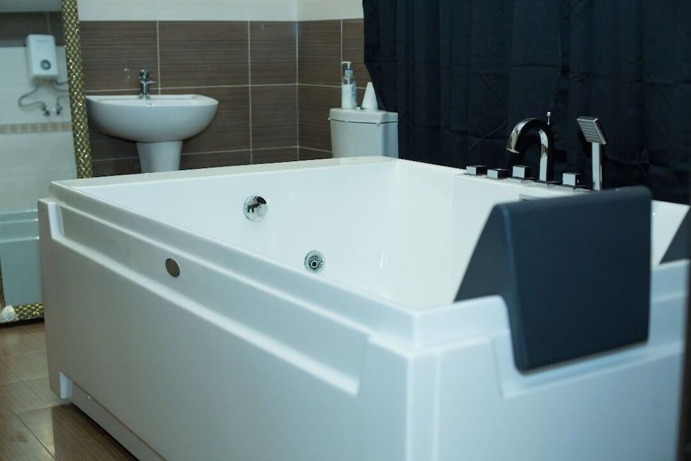 Guesthouse Executive Double Room, 1 King Bed, Non Smoking 4