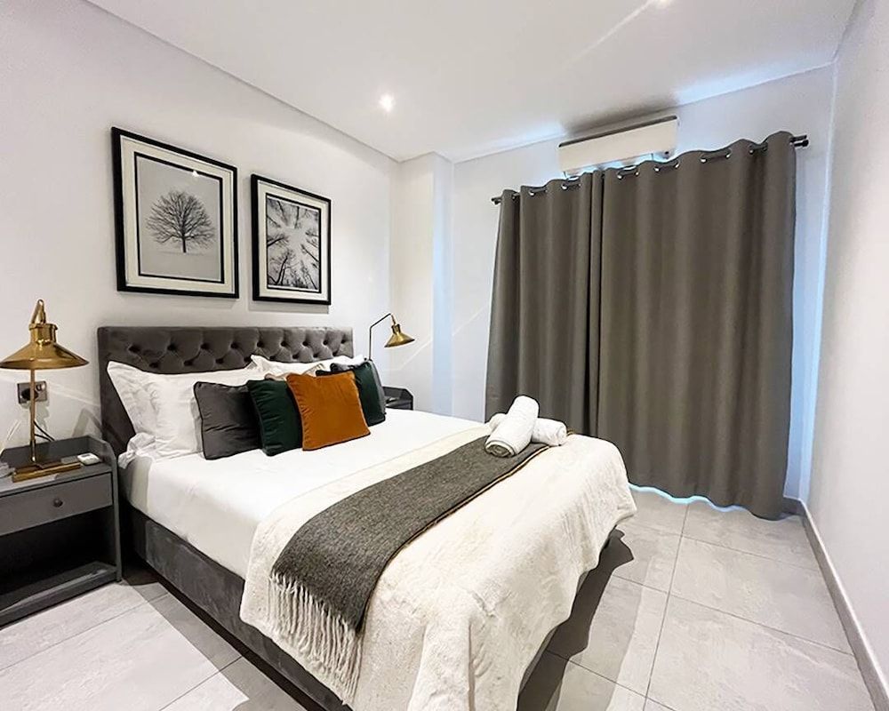 Signature Condo