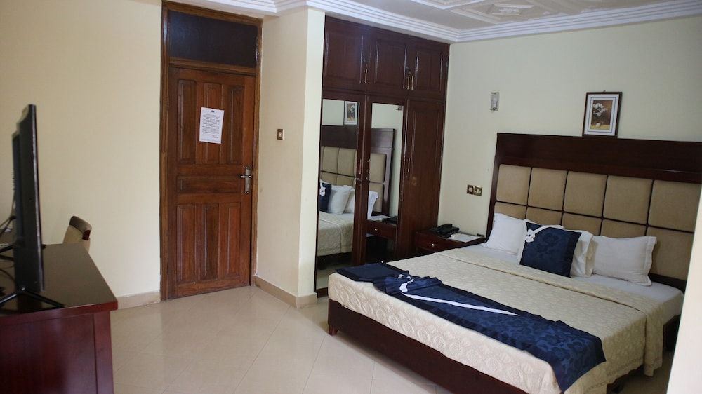 Krisview Hotel