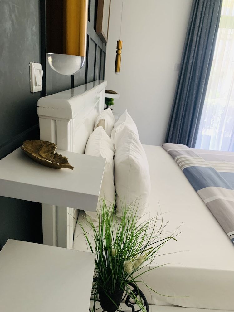 Jelly city view apartments Superior Apartment, Non Smoking, Pool View 7