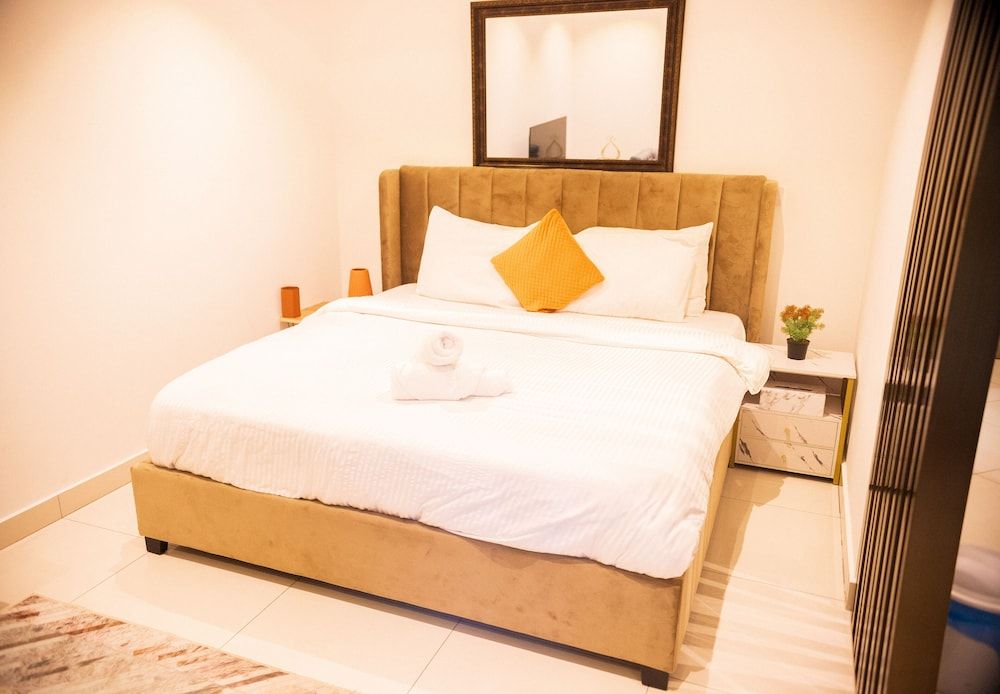 Unique Homes by Lennox Executive Studio, 1 Queen Bed 11