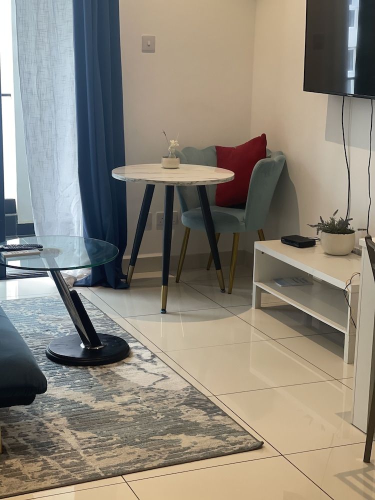 Unique Homes by Embassy Gardens Luxury Studio Suite, Courtyard View 70