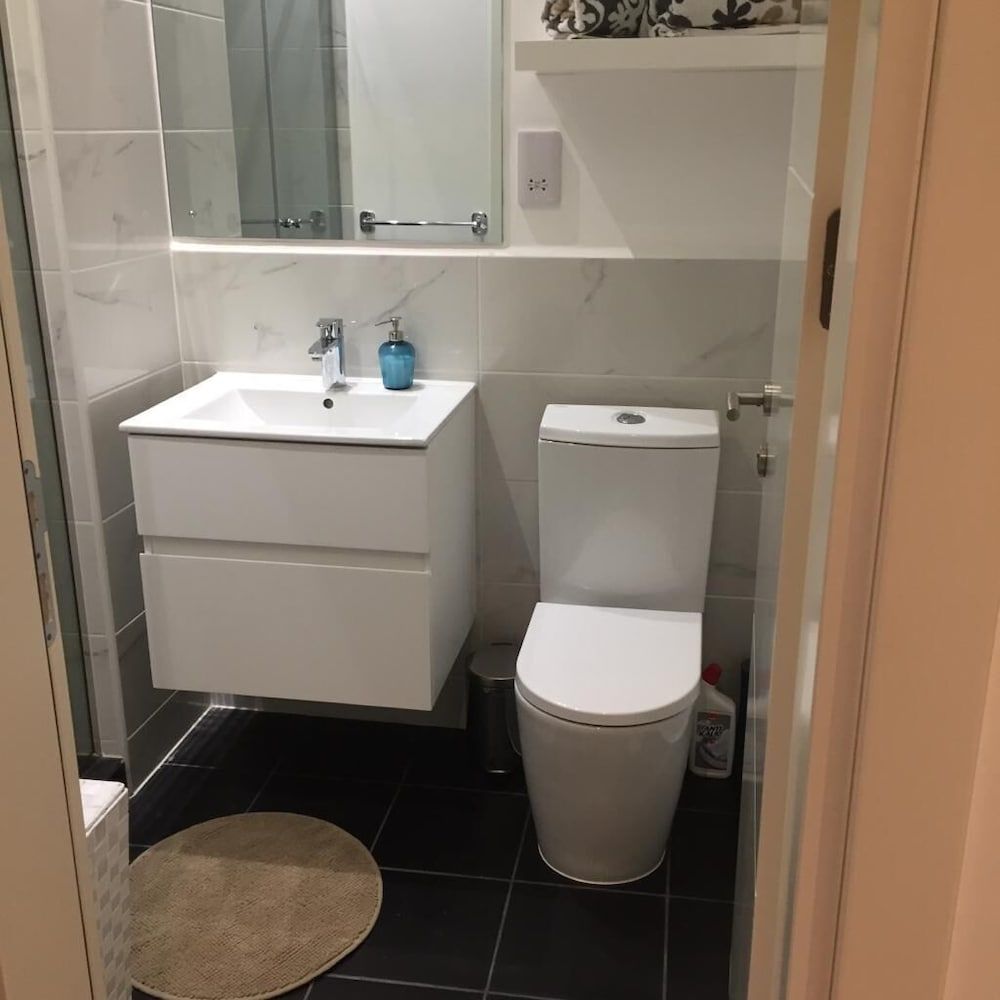 Unique Homes by Embassy Gardens Luxury Studio Suite, Courtyard View 58