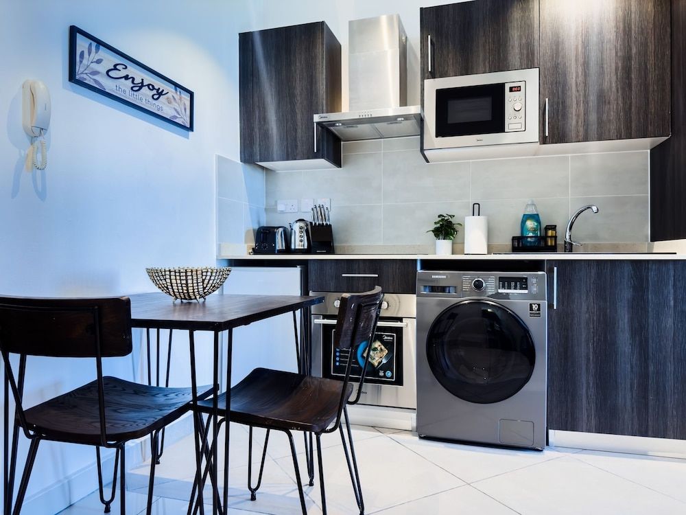 Unique Homes by Embassy Gardens Luxury Studio Suite, Courtyard View 51