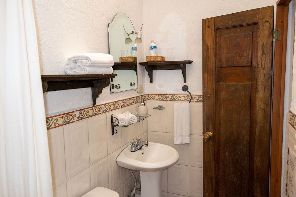 La Villa Serena Comfort Triple Room 11