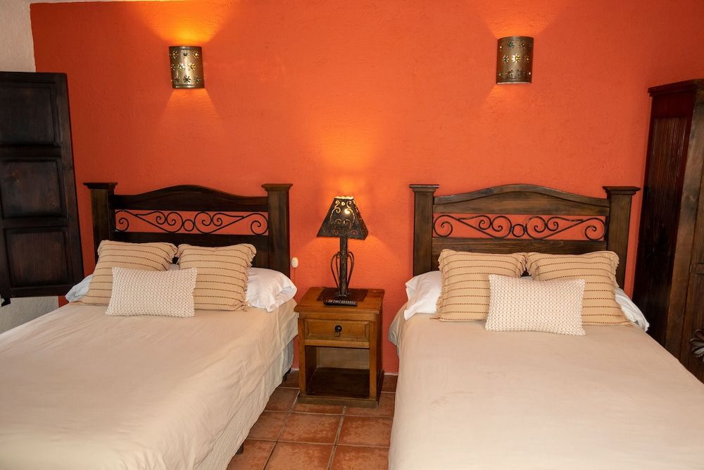 La Villa Serena Basic Double Room, Multiple Beds 2