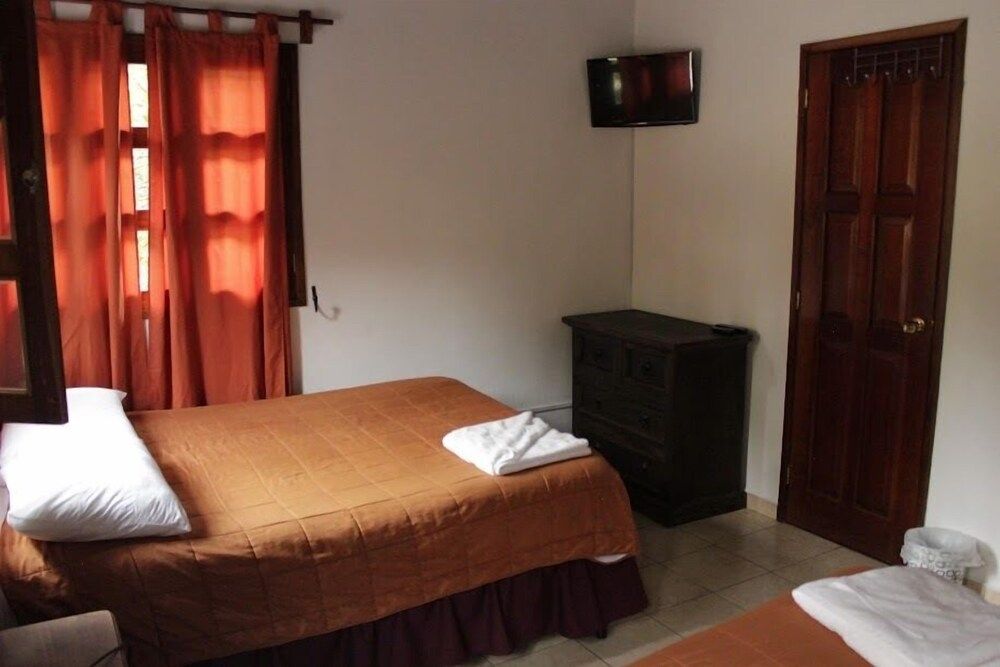 Casa Buho B&B Family Room 3