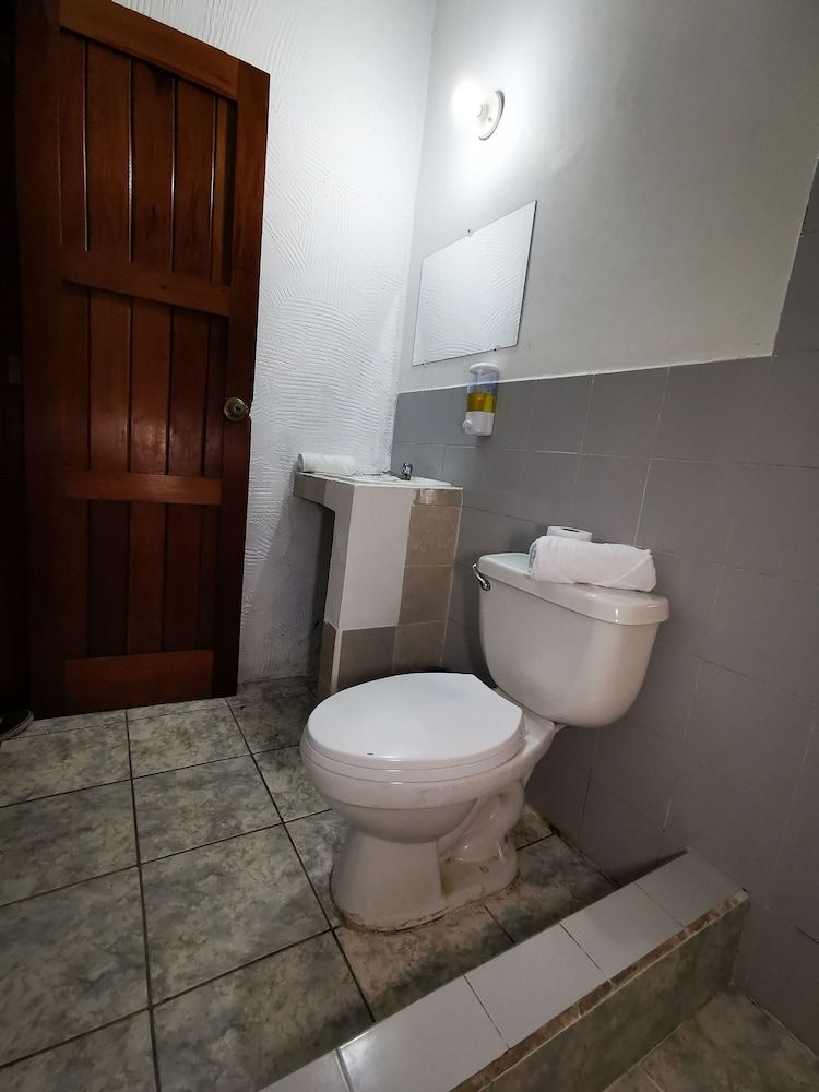 NATZ HOTEL Basic Triple Room 5