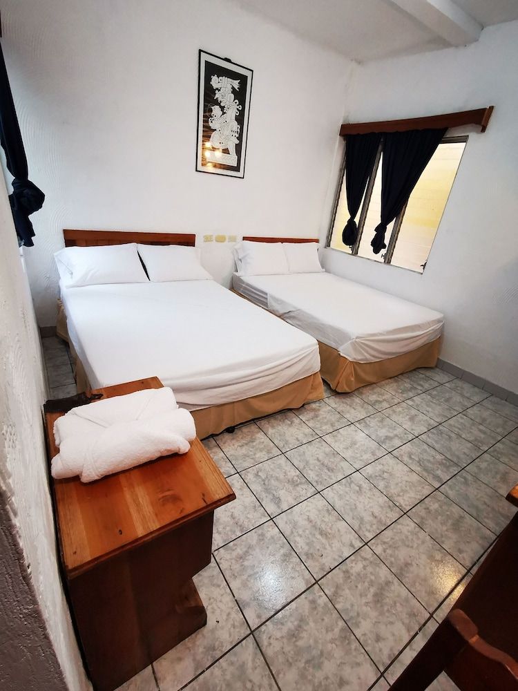 NATZ HOTEL Basic Room 2