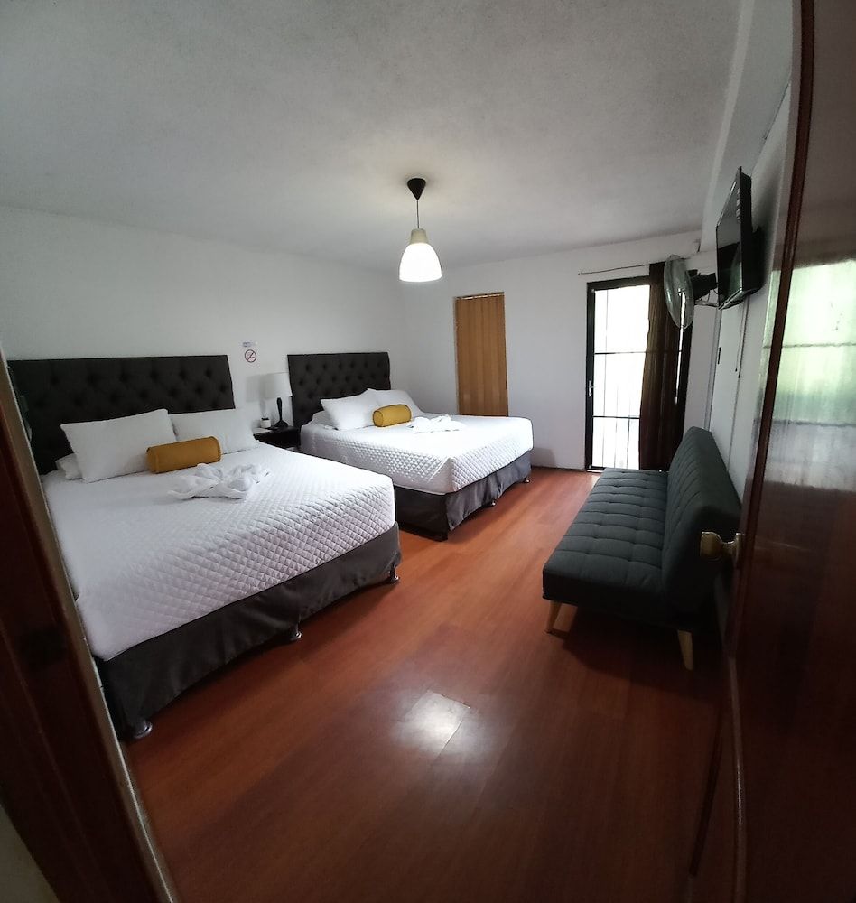 Family Quadruple Room, 1 Bedroom, Non Smoking, Ensuite