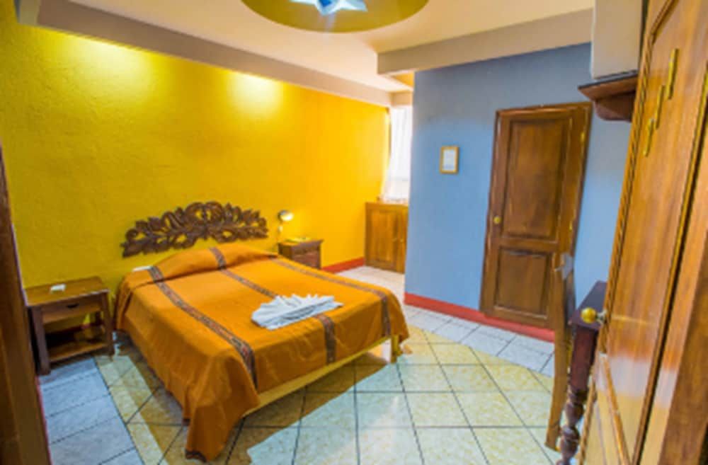 Standard Single Room, Ensuite