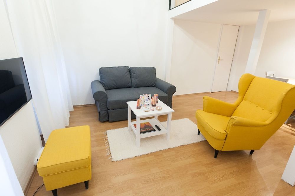 Cozy Ernesto III City Apartment, Multiple Beds 19