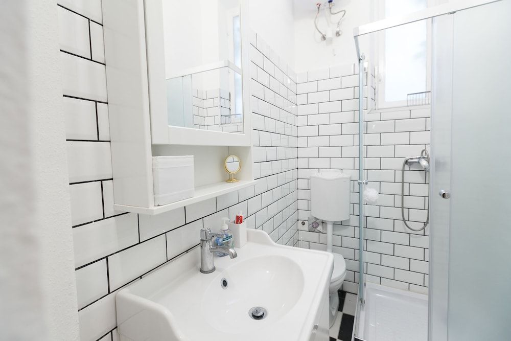 Cozy Ernesto III City Apartment, Multiple Beds 24