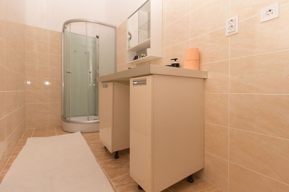 Butterfly Home Danube Superior Double or Twin Room, River View 21