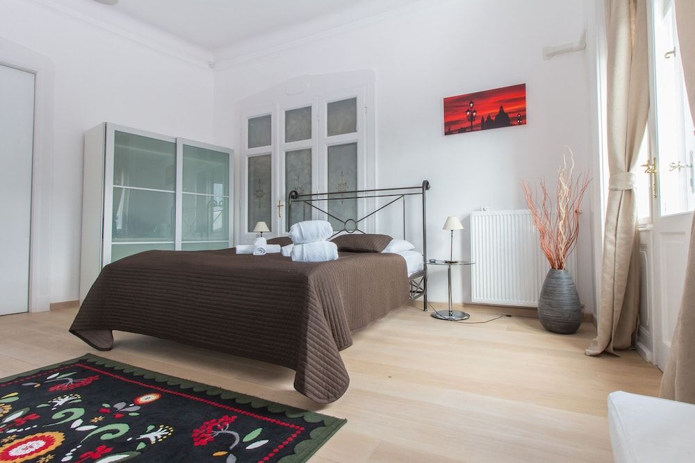 Butterfly Home Danube Superior Double or Twin Room, River View 6