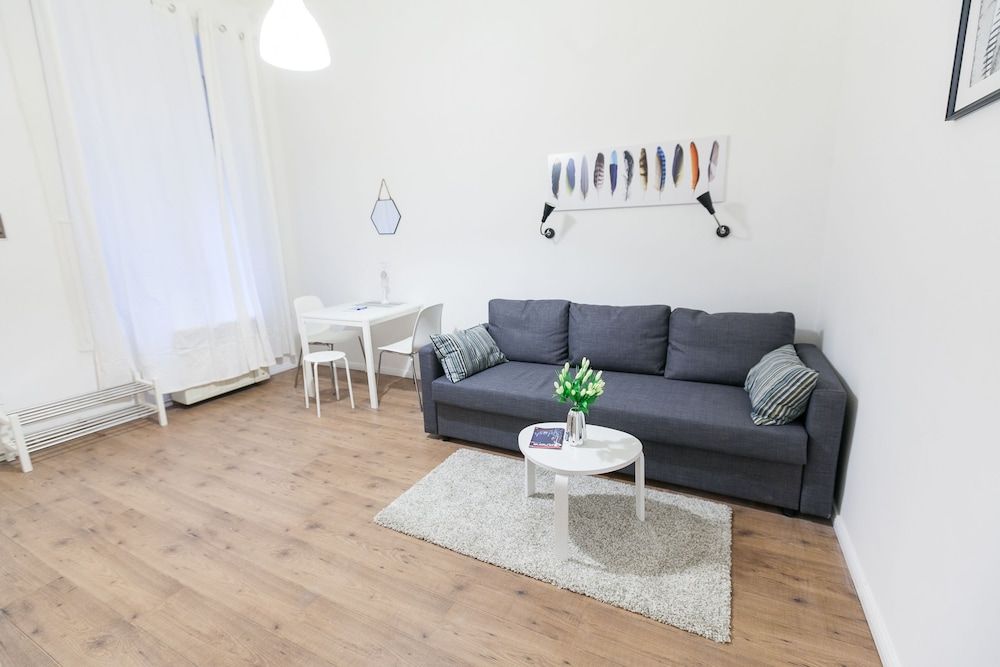 Classic Ernesto near Opera Design Apartment, Multiple Beds 2