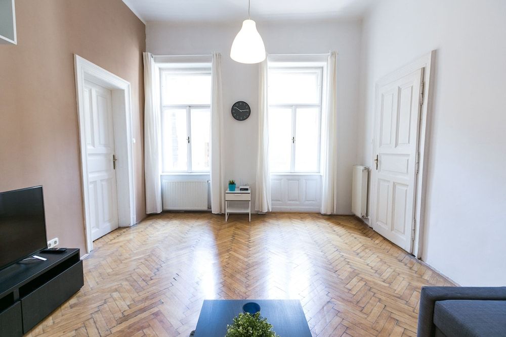 undefined Outstanding Ernesto 5