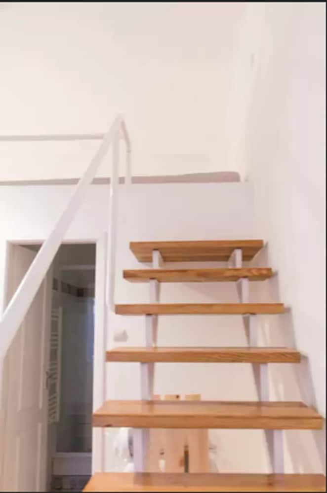 undefined Incredible Ernesto IV 7