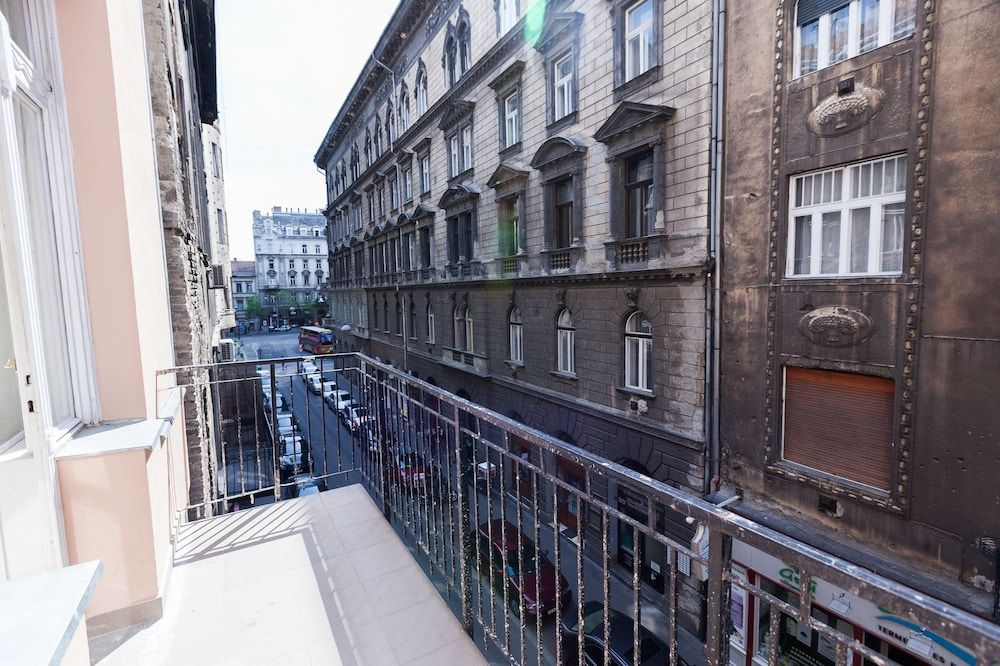 undefined Colorful Ernesto IV 2