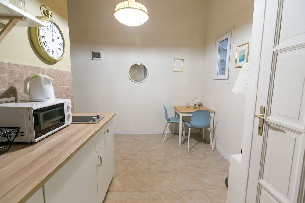 Magical Ernesto IV. City Apartment, 3 Bedrooms 22